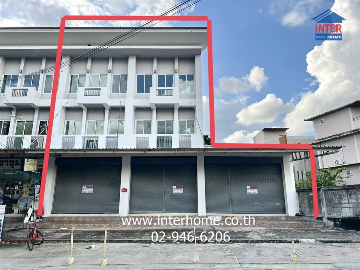 ขายอาคารพาณิชย์นวมินทร์ รามอินทรา : อาคารพาณิชย์ 3 ชั้น 63.6 ตร.ว. อาคารพาณิชย์ ซอยรามอินทรา21 ถนนรามอินทรา ถนนพหลโยธิน เขตบางเขน กรุงเทพมหานคร
