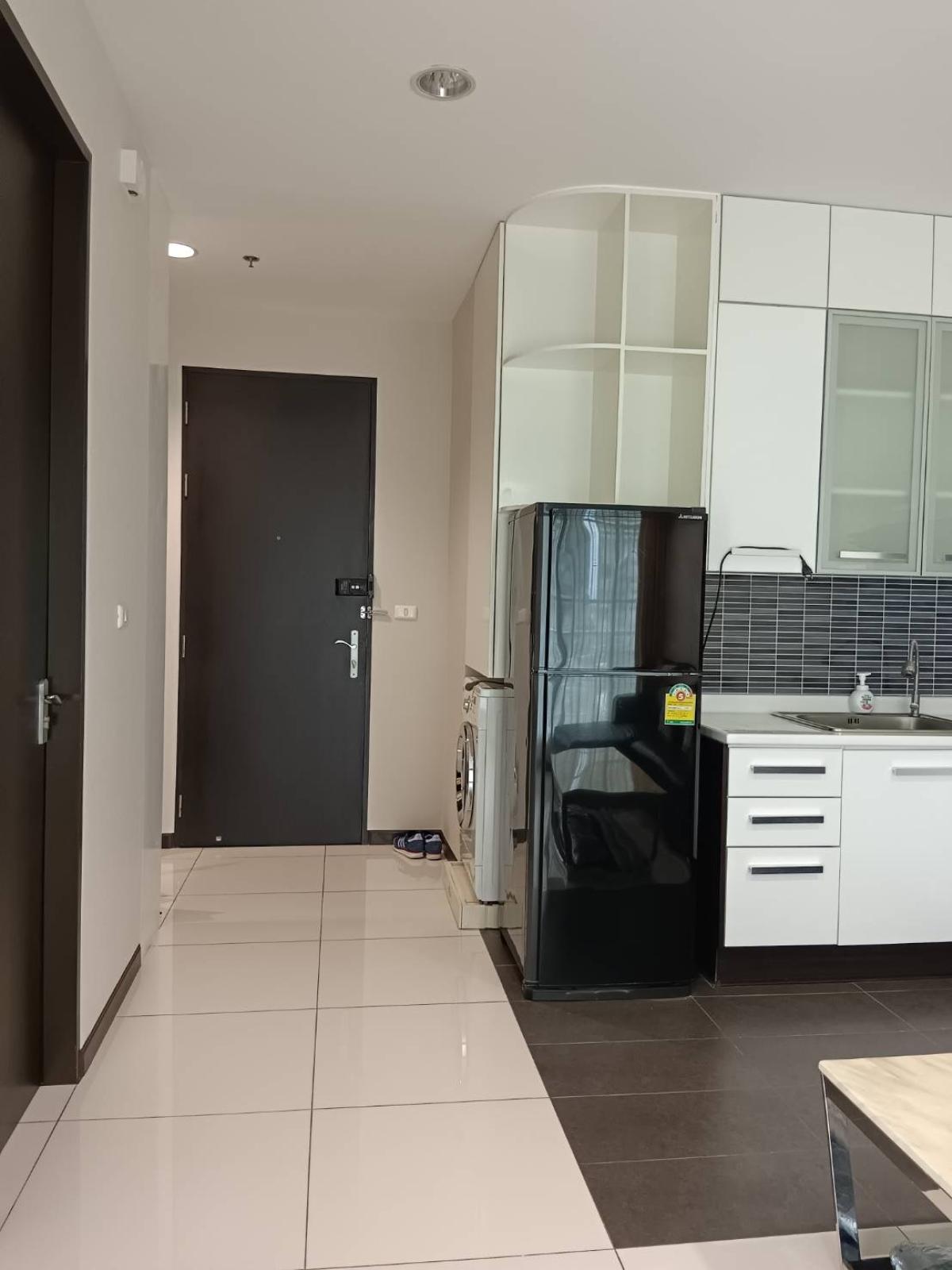 ราคาจริงรวมค่าใช้จ่ายแล้วคอนโดหรู 2 ห้องนอน ใจกลางสยาม!  ใกล้ BTS ราชเทวี เพียง 8.2 ล้านเท่านั้น! Loading...