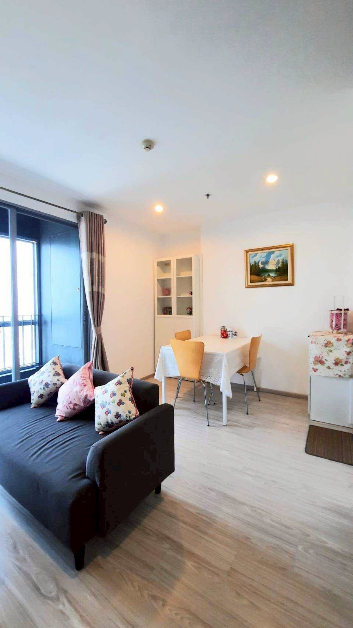 IDEO MOBI บางซื่อ - แกรนด์ อินเตอร์เชนจ์  คอนโด 2 ห้องนอน ติด MRT เตาปูน วิวสูง ชั้น 26 พร้อมสิทธิ์จอดรถ 2 คัน! Loading...