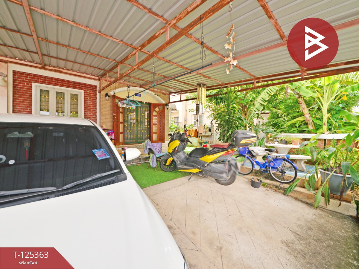 Semi-detached house for sale, Sirinhouse Bangna Village, Bang Bo, Samut Prakan. Loading...