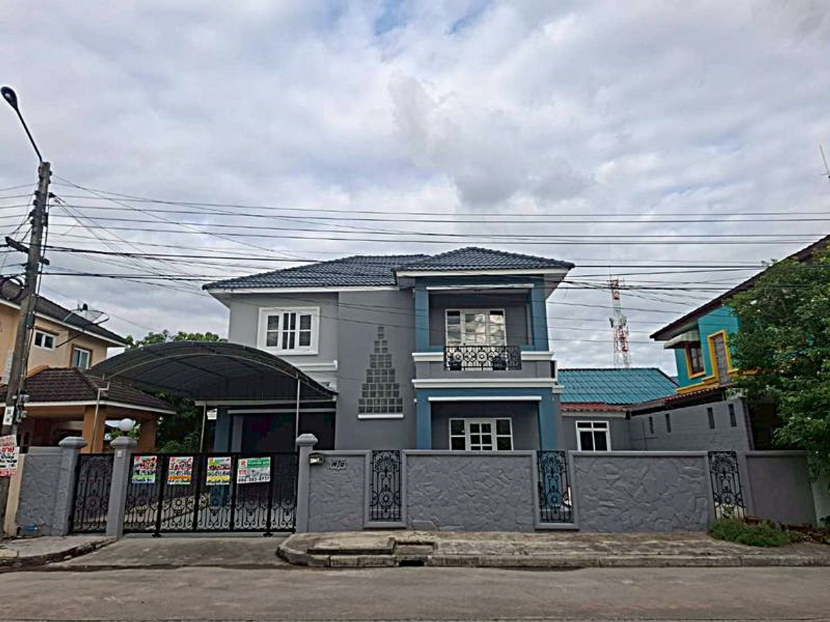 For SaleHouseMin Buri, Romklao : Single house for sale, Nong Chok, Mitmaitri Road.
