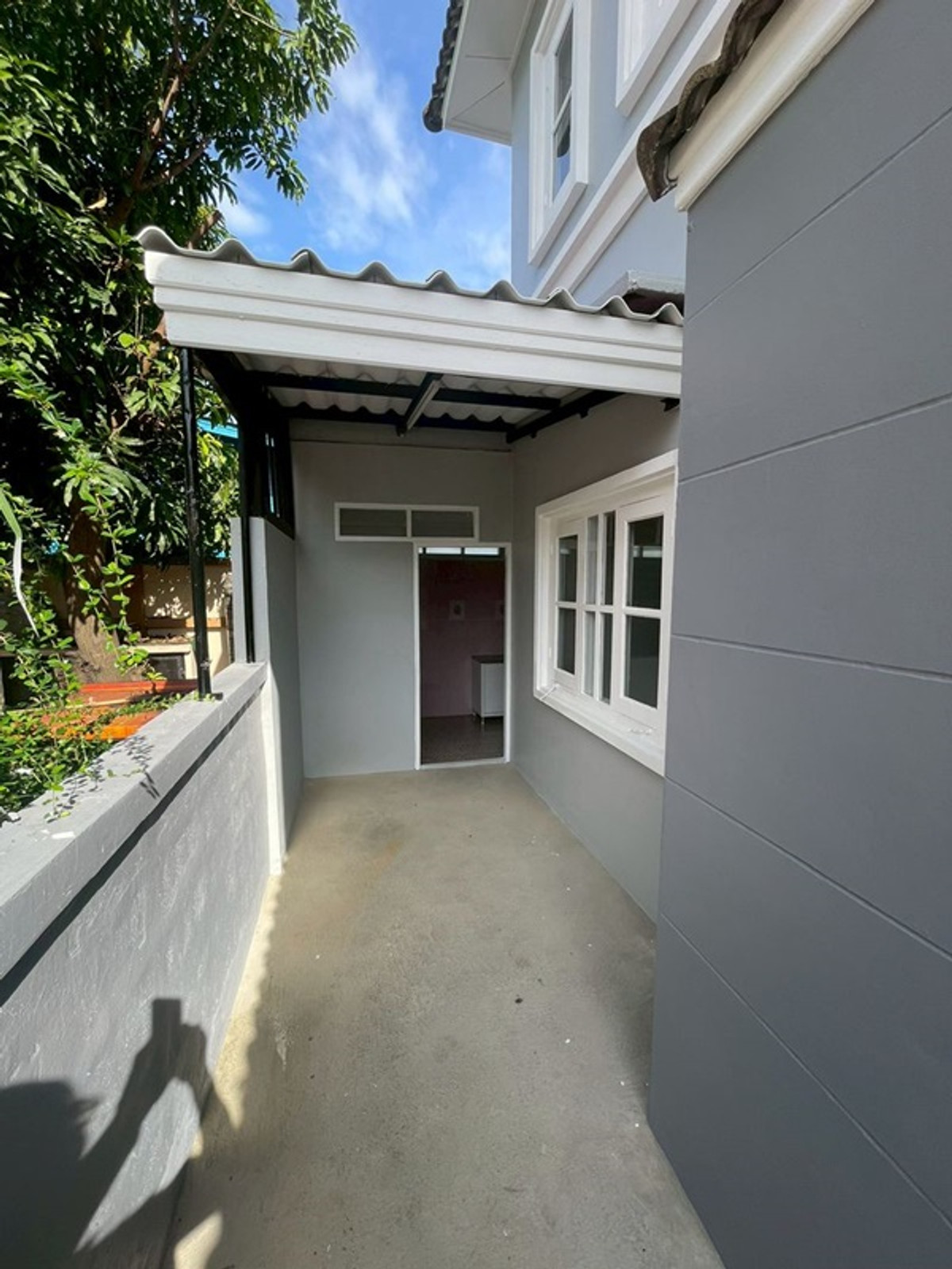 Single house for sale, Nong Chok, Mitmaitri Road. Loading...