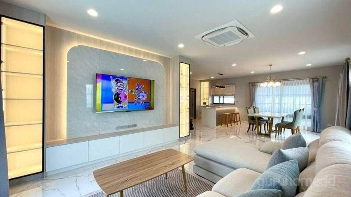 ขายบ้านเดี่ยว 2 ชั้น พร้อมผู้เช่า เศรษฐสิริ บางนา สุวรรณภูมิ FULLY Furnished 4นอน 4น้ำ ใกล้ โรงเรียนนานาชาติ Verso - ghd000768 Loading...