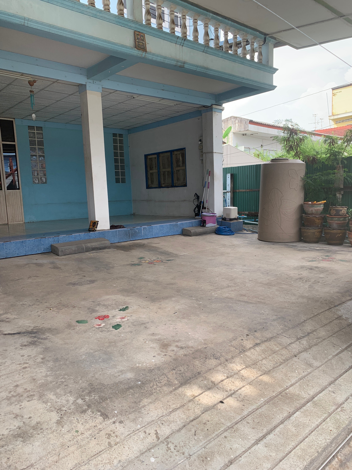 For SaleHome OfficeMahachai Samut Sakhon : Urgent sale, home office, prime location. At a price you can reach, very cheap. This price cannot be found in this area.