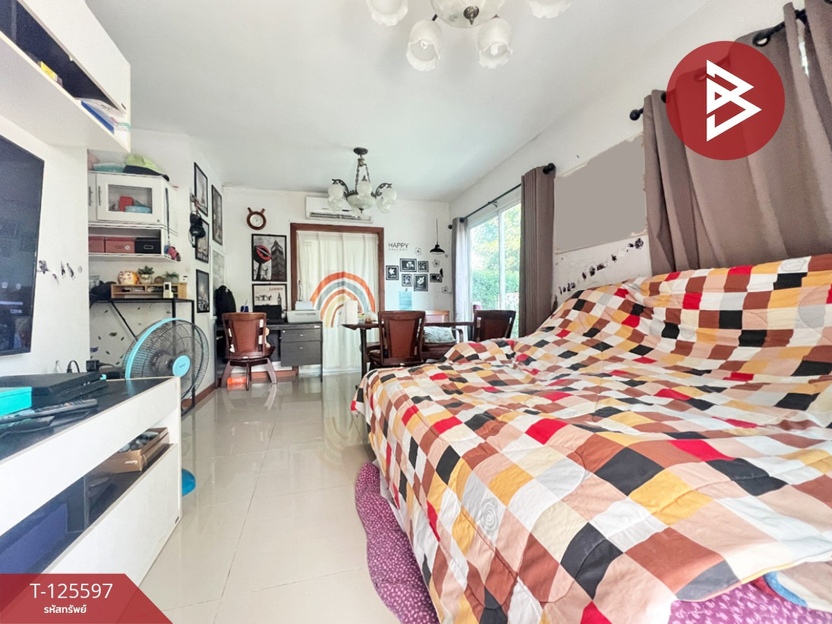 Semi-detached house for sale, The Trust Village. Srinakarin-Phraeksa Samut Prakan Loading...