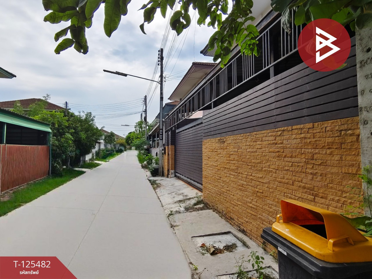 ขายบ้านแฝด หมู่บ้านปภาวรินท์ เดอะเนเจอร์ (Pabhawarin The Nature) นครปฐม Loading...