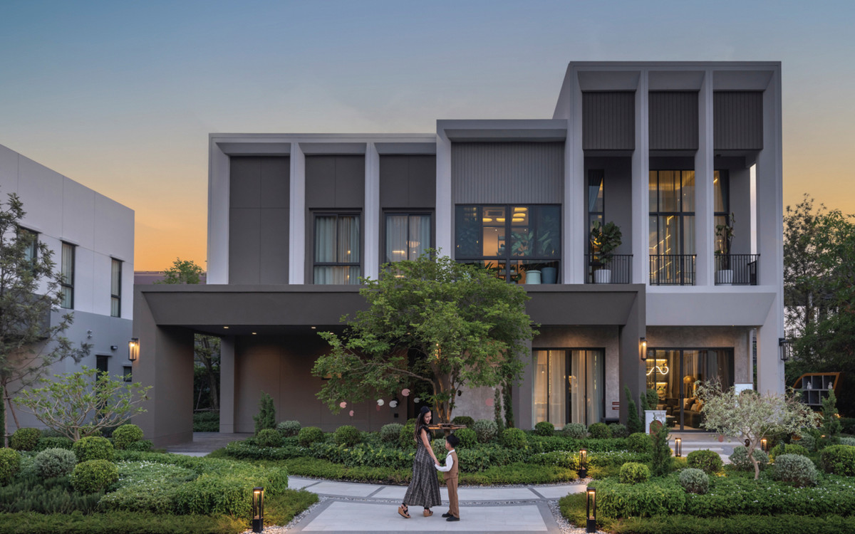 For SaleHouseNawamin, Ramindra : Bangkok Boulevard Signature Ramintra - Watcharapol Tuscan style luxury home 391 sq.m.