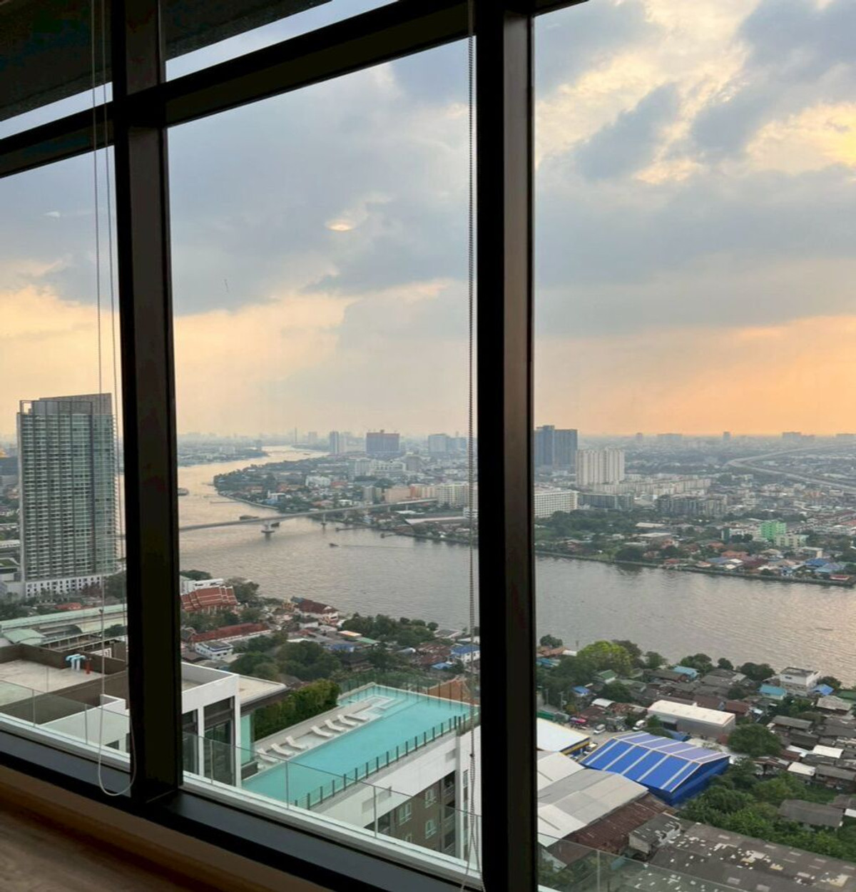 ให้เช่าคอนโดบางซื่อ วงศ์สว่าง เตาปูน : ให้เช่า แชปเตอร์วัน ชายน์ บางโพ เลขที่ 999/462 (ห้ามเลี้ยงสัตว์)