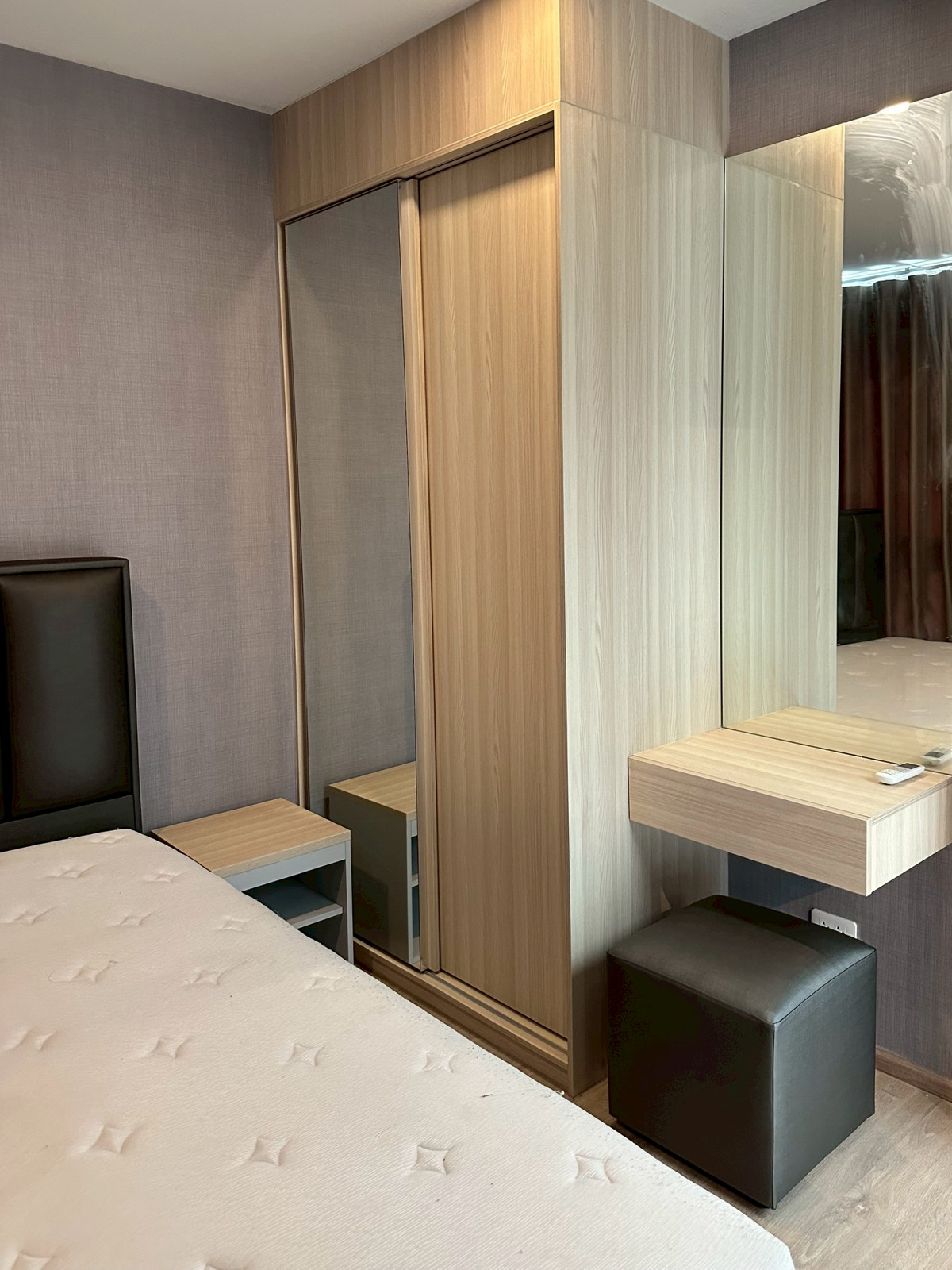 ✨ ให้เช่า Ideo O2 | คอนโดสไตล์รีสอร์ท ใจกลางบางนา ใกล้ BTS บางนา ห้องแต่งครบ Fully Furnished พร้อมอยู่ทันที 🏙️ Loading...