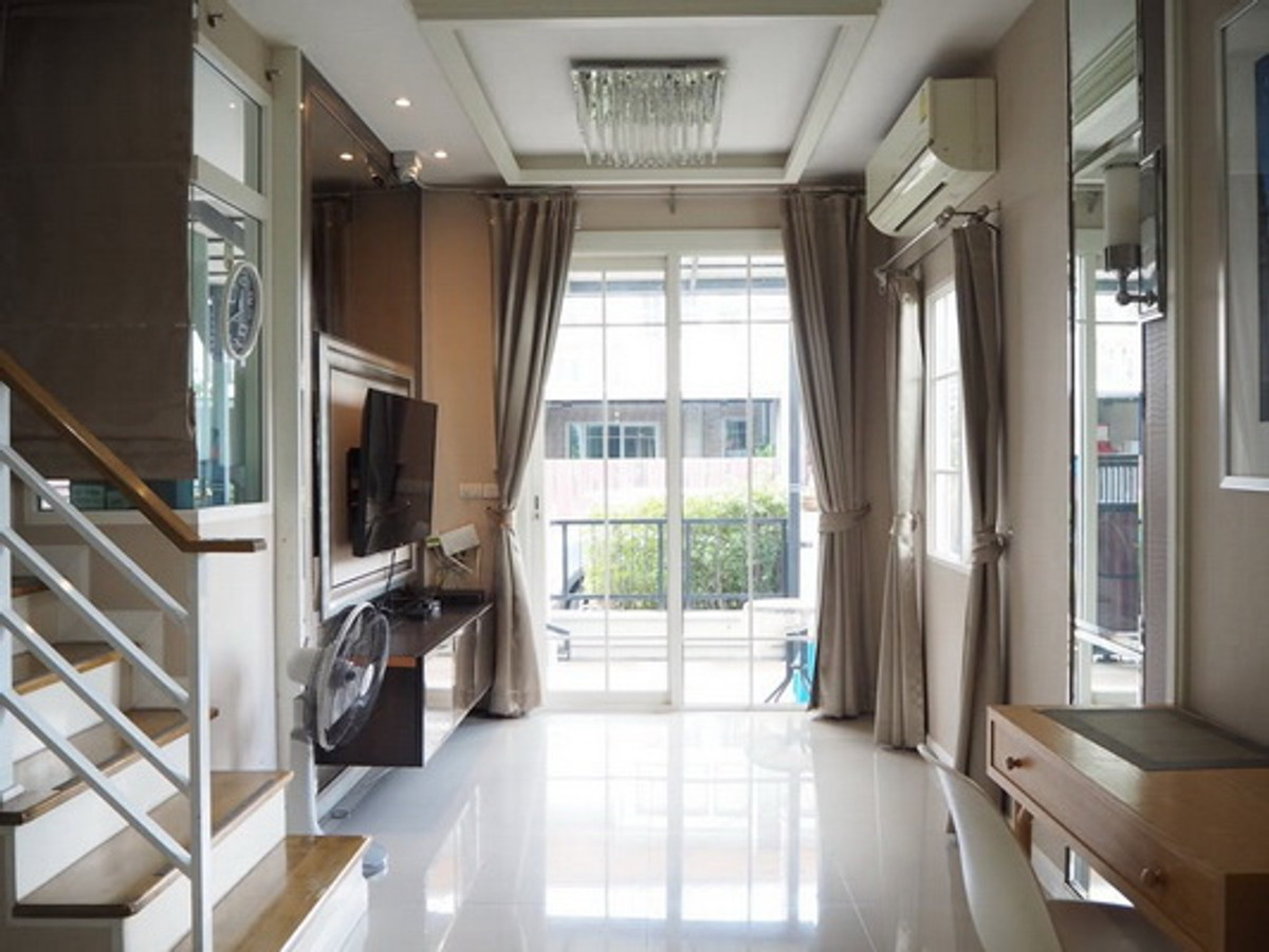 FOR RENT GOLDEN TOWN 2 SUKSAWAT - PHUTTHABUCHA / 3 bedrooms 2 bathrooms / 23 Sqw. 120 Sqm. **20,000** CLOSE TO KMUTT UNIVERSITY Loading...