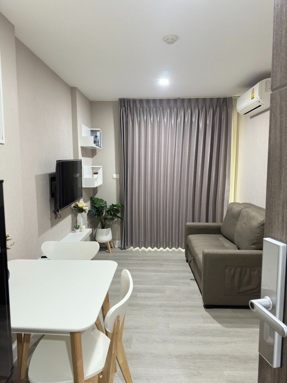 For RentCondoRatchadapisek, Huaikwang, Suttisan : 💥ST-1544💥Metro Luxe Ratchada 👉Line : @rangrak