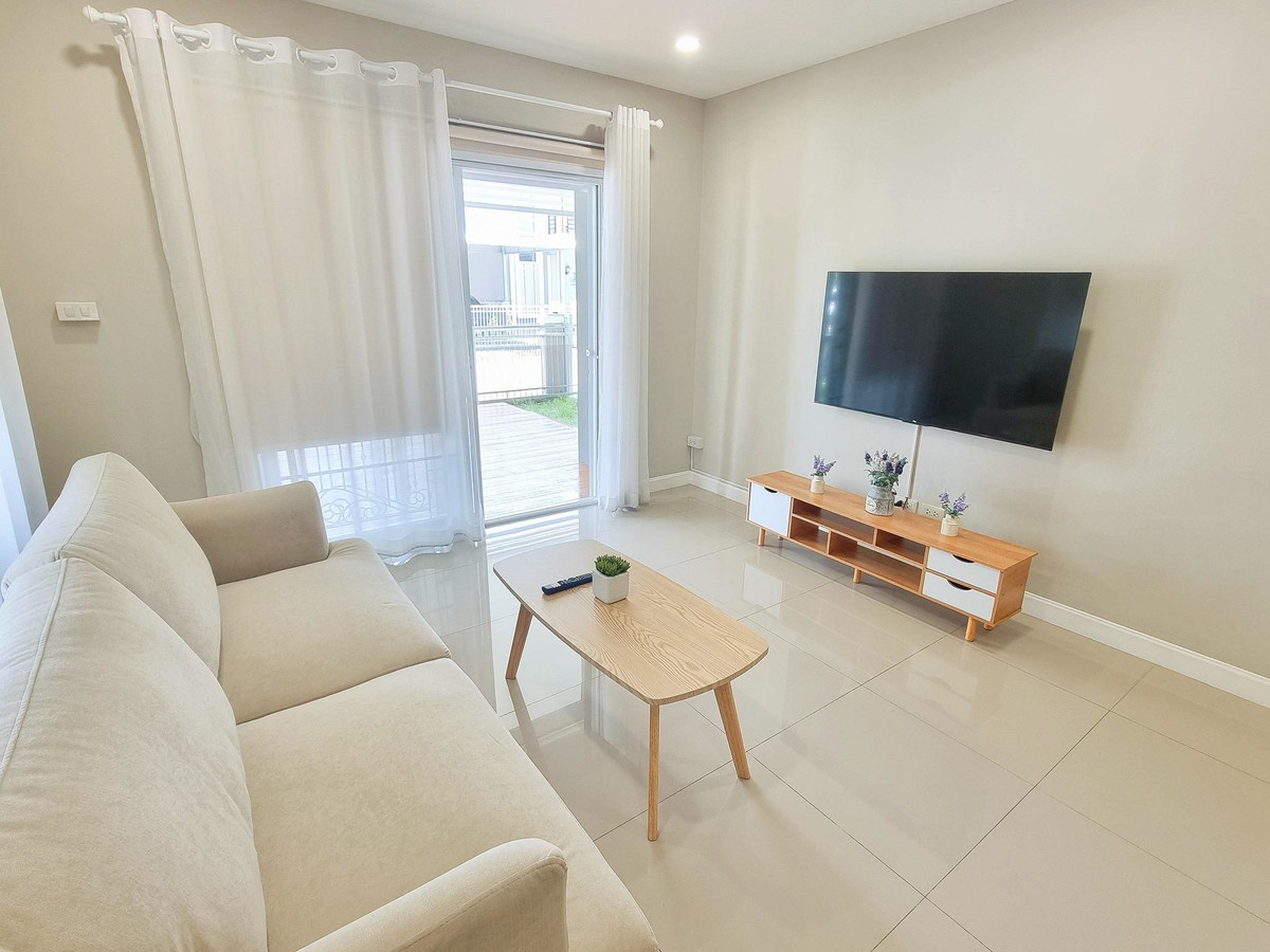 House in the project For rent 26,000 baht per month, near 89 Plaza, only 10 minutes, No.15H787 Loading...