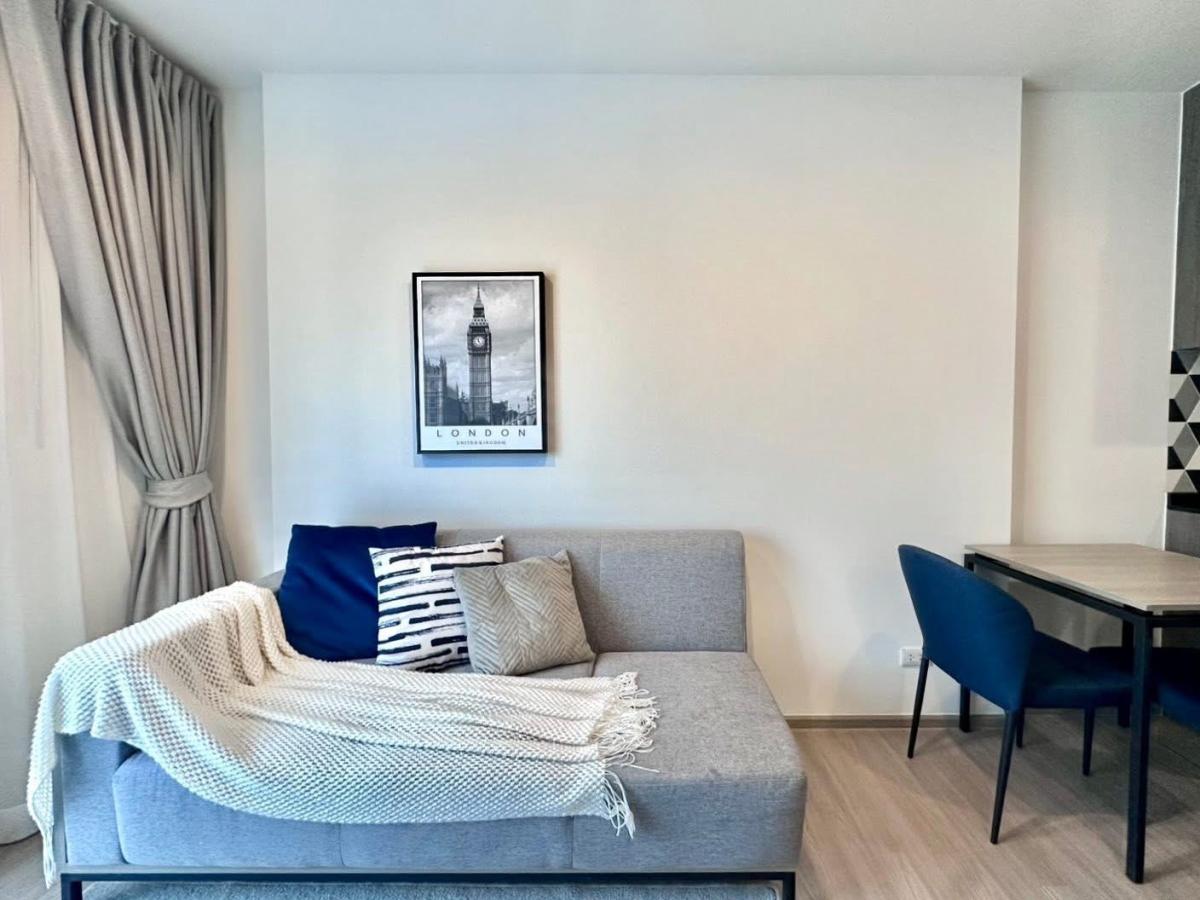 ให้เช่าคอนโดพระราม 9 เพชรบุรีตัดใหม่ RCA : 🔥ให้เช่าด่วน🔥เดอะ เบส เพชรบุรี–ทองหล่อ ห้องกว้าง ตกแต่งสวย เฟอร์นิเจอร์ครบพร้อมเข้าอยู่ 