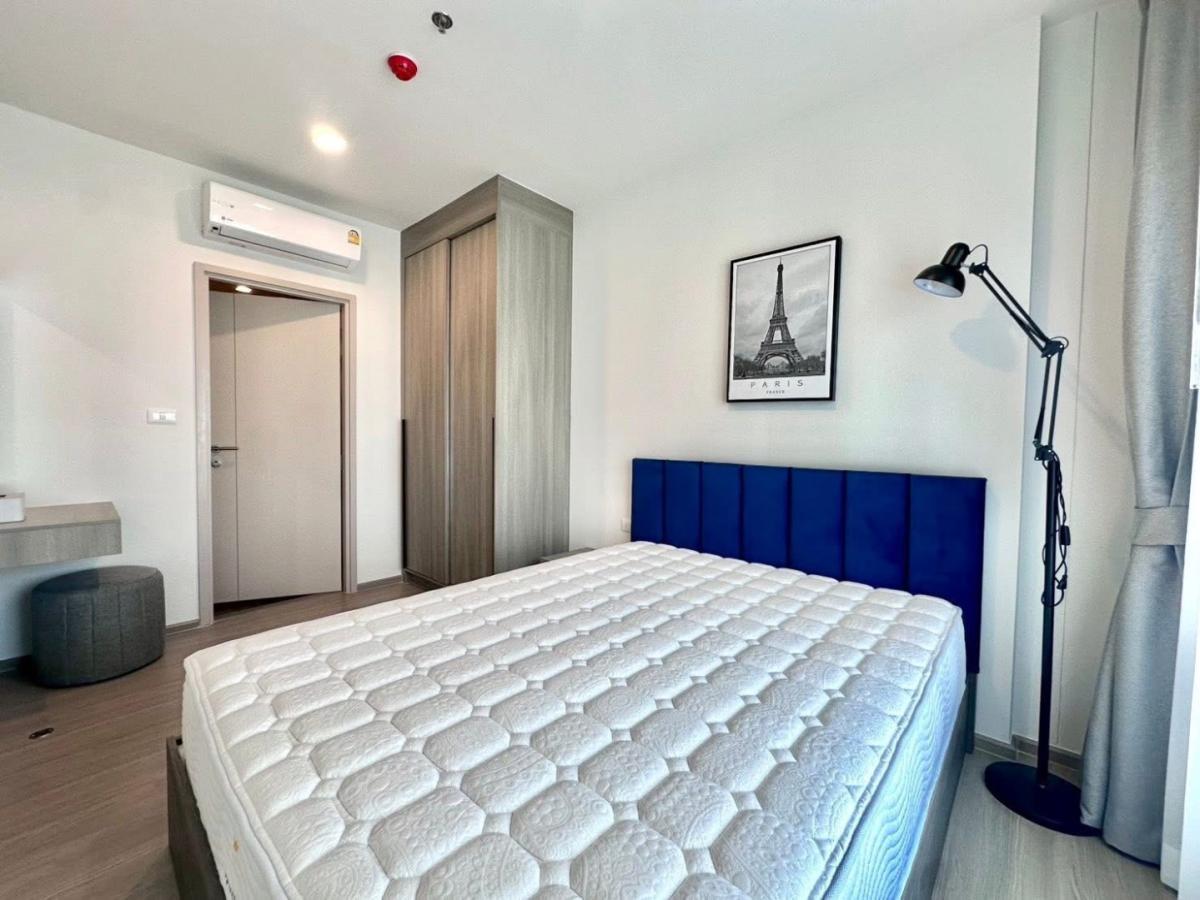 ให้เช่าคอนโดพระราม 9 เพชรบุรีตัดใหม่ RCA : 🔥ให้เช่าด่วน🔥เดอะ เบส เพชรบุรี–ทองหล่อ ห้องกว้าง ตกแต่งสวย เฟอร์นิเจอร์ครบพร้อมเข้าอยู่ 