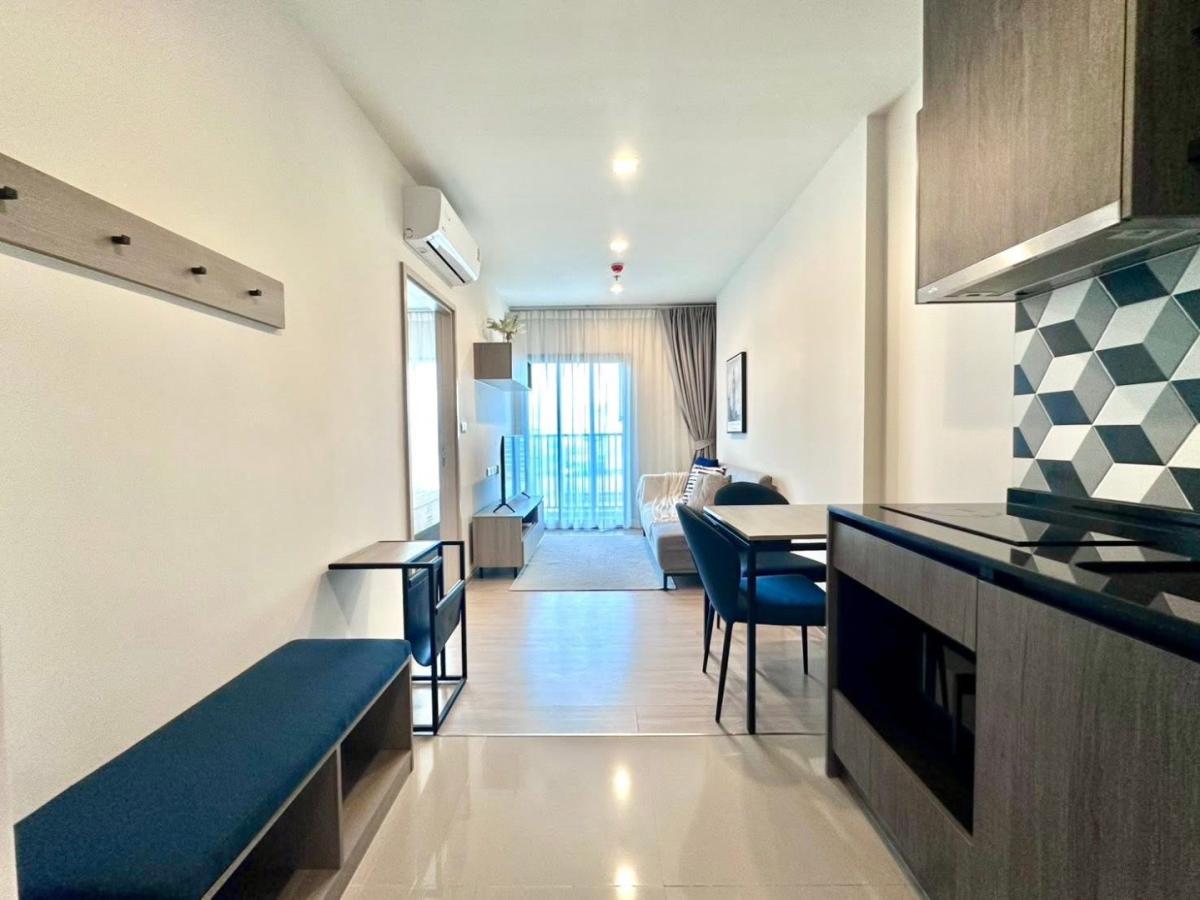 ให้เช่าคอนโดพระราม 9 เพชรบุรีตัดใหม่ RCA : 🔥ให้เช่าด่วน🔥เดอะ เบส เพชรบุรี–ทองหล่อ ห้องกว้าง ตกแต่งสวย เฟอร์นิเจอร์ครบพร้อมเข้าอยู่ 