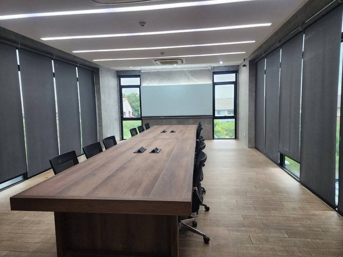 ให้เช่า #ที่ดินพร้อมอาคารสำนักงานรวมที่พักอาศัย 4 ชั้น ถนนสุขาภิบาล5 ซอย 22 เข้าซอยเพียง 300 เมตร Loading...