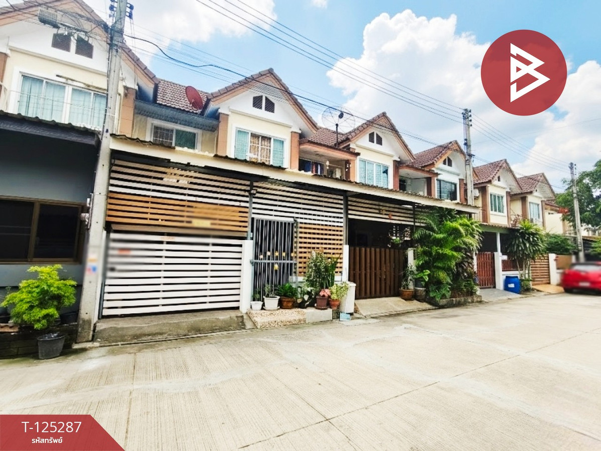 Townhouse for sale Supaporn Village, Muang Mai, Sam Phran, Nakhon Pathom, ready to move in. Loading...