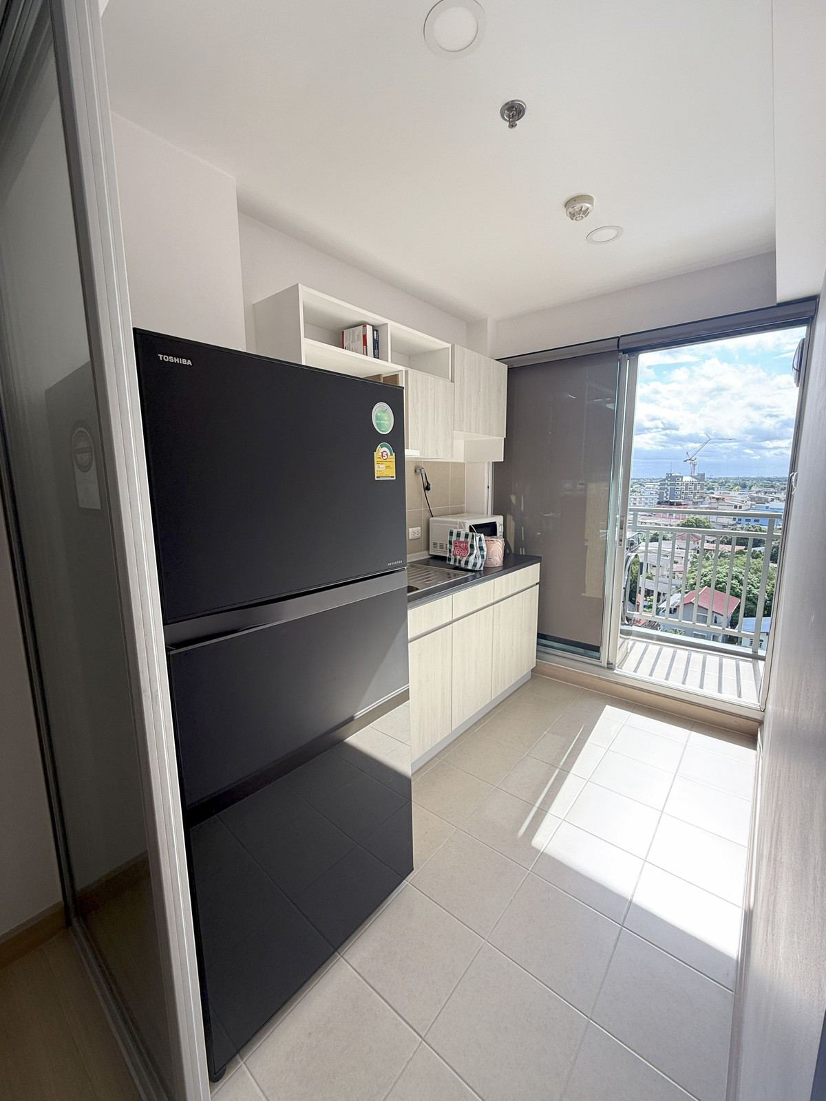 📍ให้เช่าคอนโด ศุภาลัย ปาร์ค สถานีตลาดพลู 🎉1ห้องนอน ✨วิวสระน้ำ ชั้น 9 Loading...