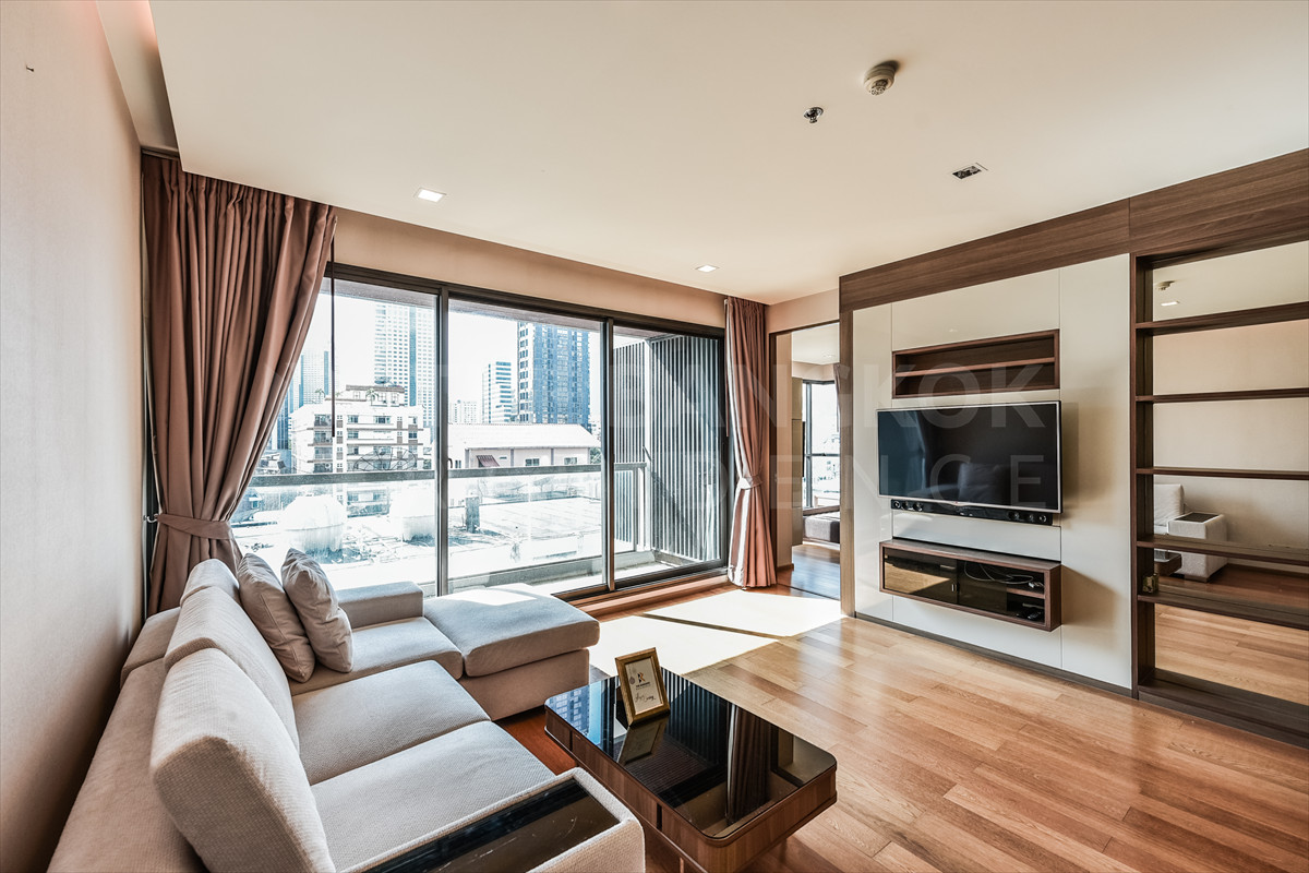 For SaleCondoSathorn, Narathiwat : 🏙️ Spacious Unit with Smart Layout in Prime CBD - The Address Sathorn 12 near BTS St. Louis