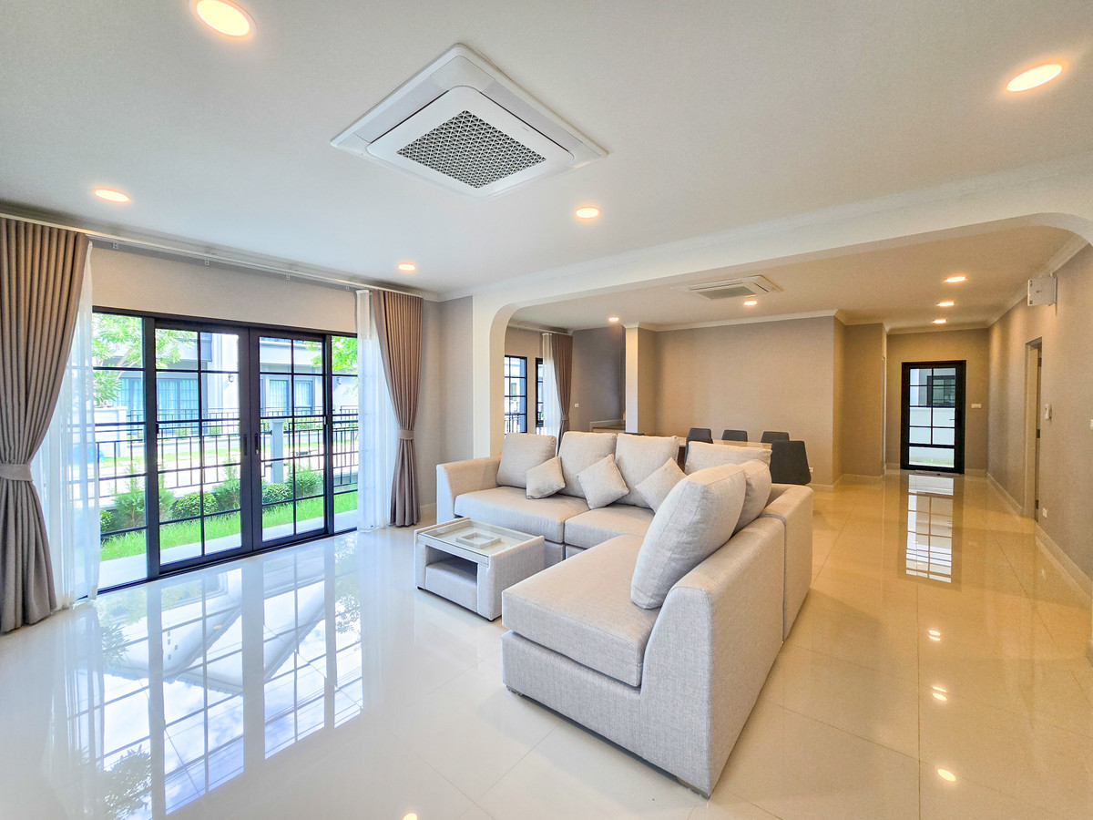 𝐅𝐨𝐫 𝐑𝐞𝐧𝐭: 𝐂𝐞𝐧𝐭𝐫𝐨 𝐁𝐚𝐧𝐠𝐧𝐚 🏡 𝐋𝐚𝐫𝐠𝐞𝐬𝐭 𝐓𝐲𝐩𝐞 𝐢𝐧 𝐭𝐡𝐞 𝐏𝐫𝐨𝐣𝐞𝐜𝐭 4BRs Ready-to-move-in luxury single house, Facing north — cool all day with perfect Feng Shui (10/10) Loading...