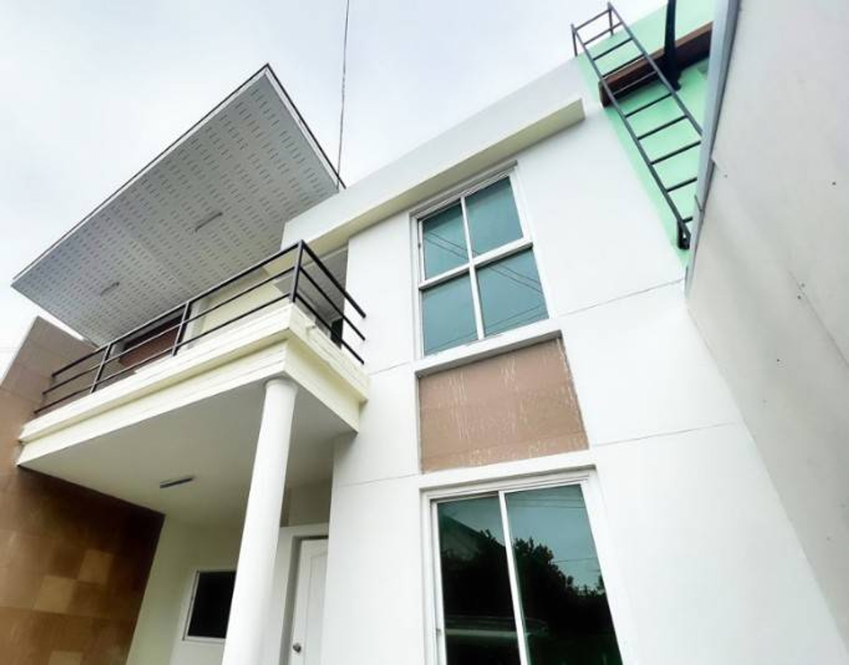 ขายทาวน์โฮมสระบุรี : ขายทาวน์เฮ้าส์ สระบุรี มือหนึ่ง 2 ชั้น 2 ห้องนอน เนื้อที่ 20 ตร.ว.โครงการแมกไม้-ชายน้ำ ใกล้แม่น้ำป่าสัก ราคาถูกสุด