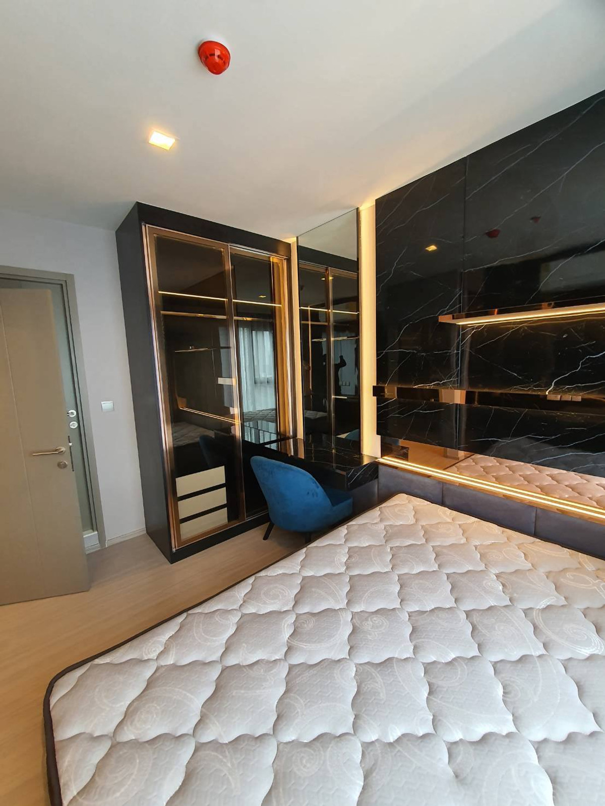 (Condo For Rent) 1 Bed Plus | CONDO Life asoke hype  Loading...