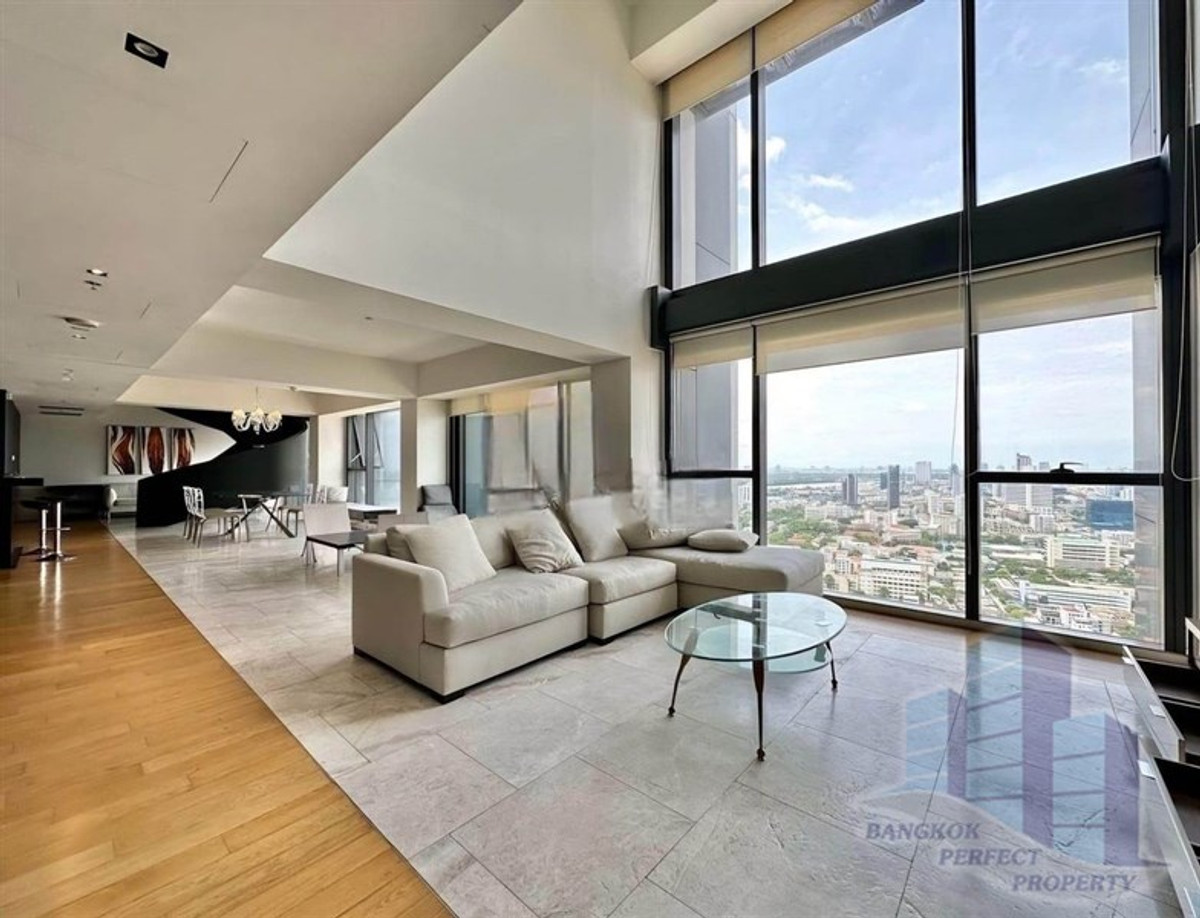 For RentCondoSathorn, Narathiwat : Duplex 4 bedrooms, with river-view at The Met condo ,Sathorn