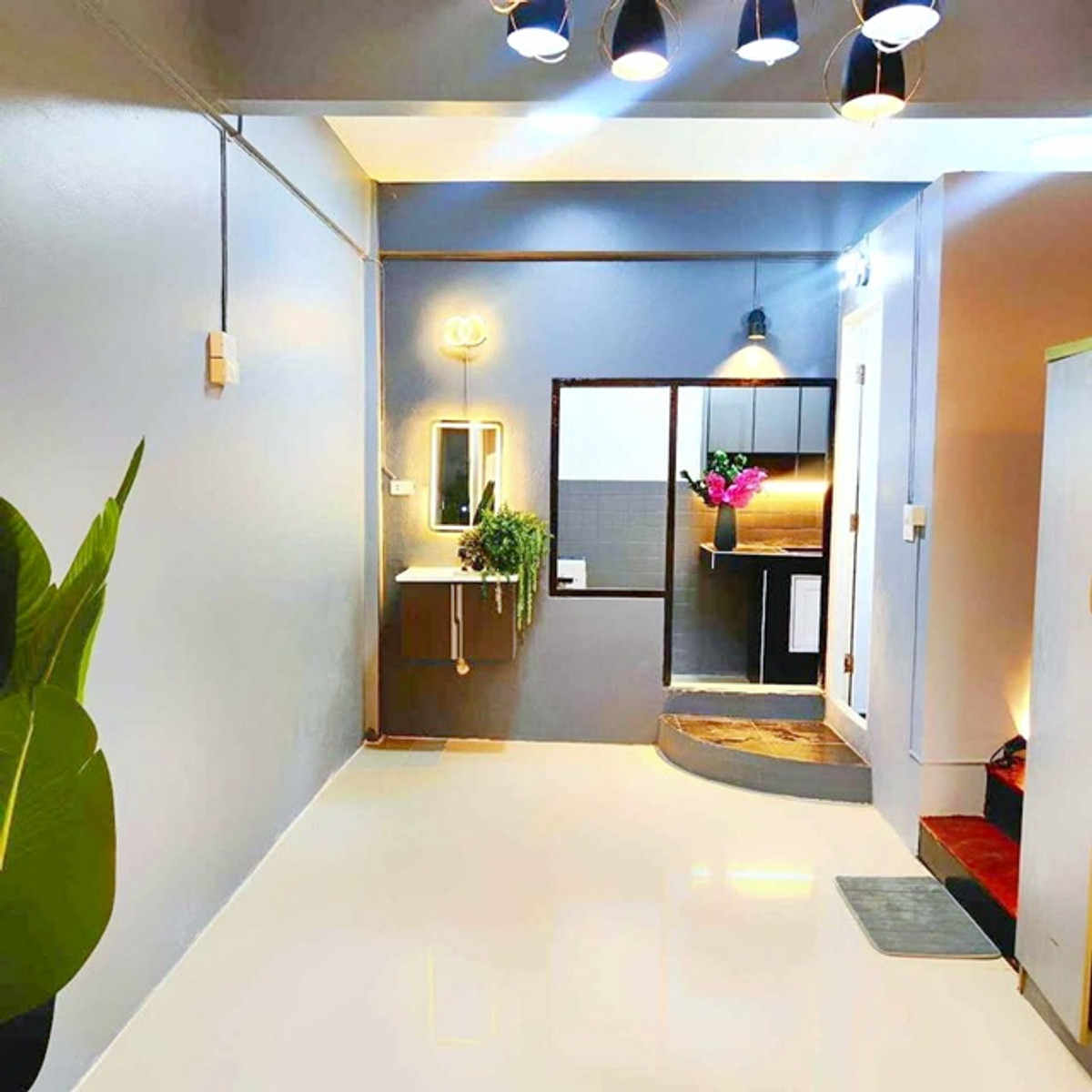 ให้เช่าทาวน์โฮมแจ้งวัฒนะ เมืองทอง : เซ็นทรัล รามอินทรา 2.6 กม.แหล่งเศรษฐกิจ ให้เช่าทาวน์เฮาส์หรู 2 ชั้น 25 ตร.วา. 200 ตร.ม. ไอทีสแควร์ หลักสี่ MRTราชภัฏพระนคร 500ม