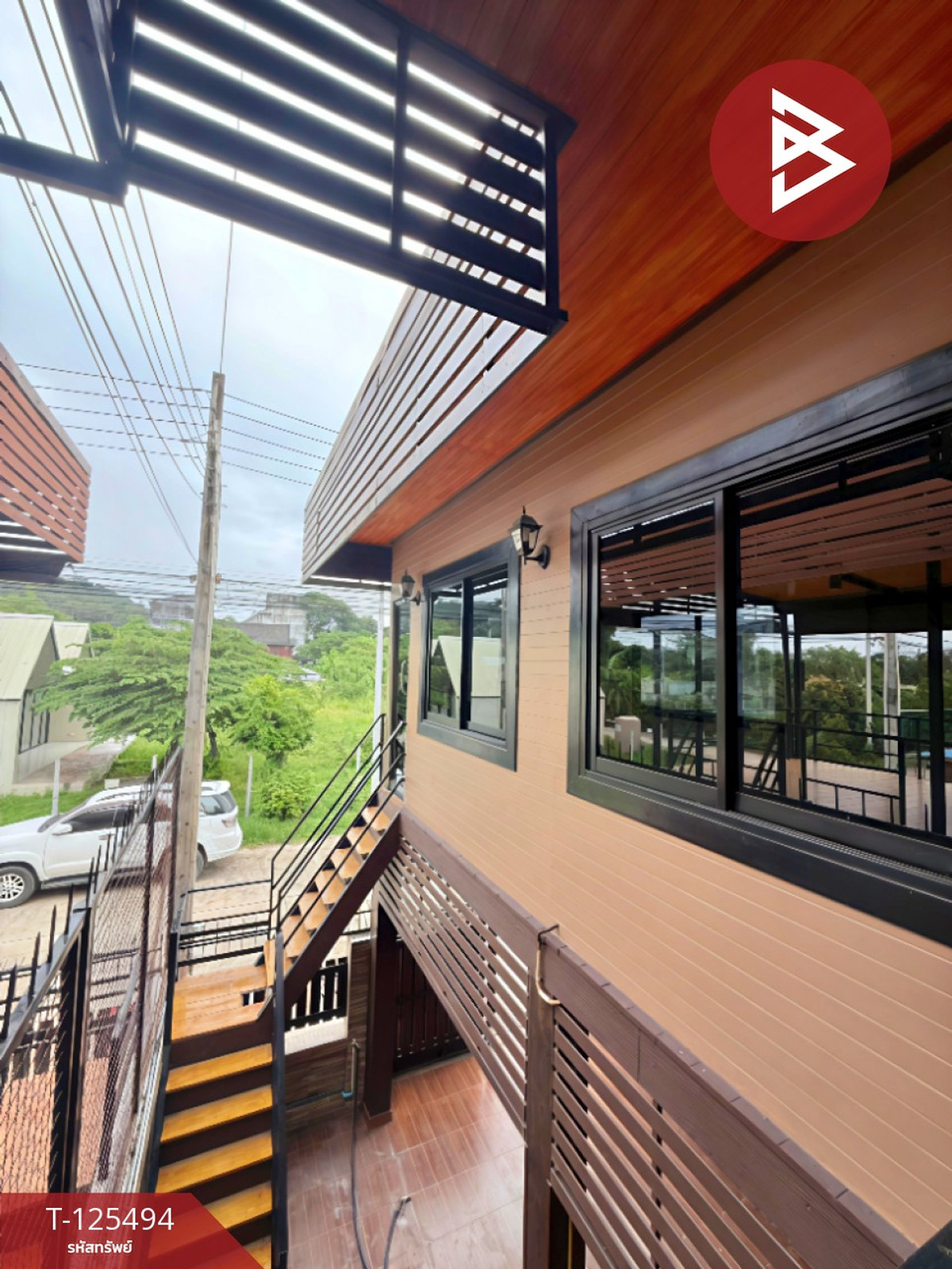 ขายทาวน์เฮ้าส์ เนื้อที่ 36 ตารางวา บ้านสวน ชลบุรี Loading...