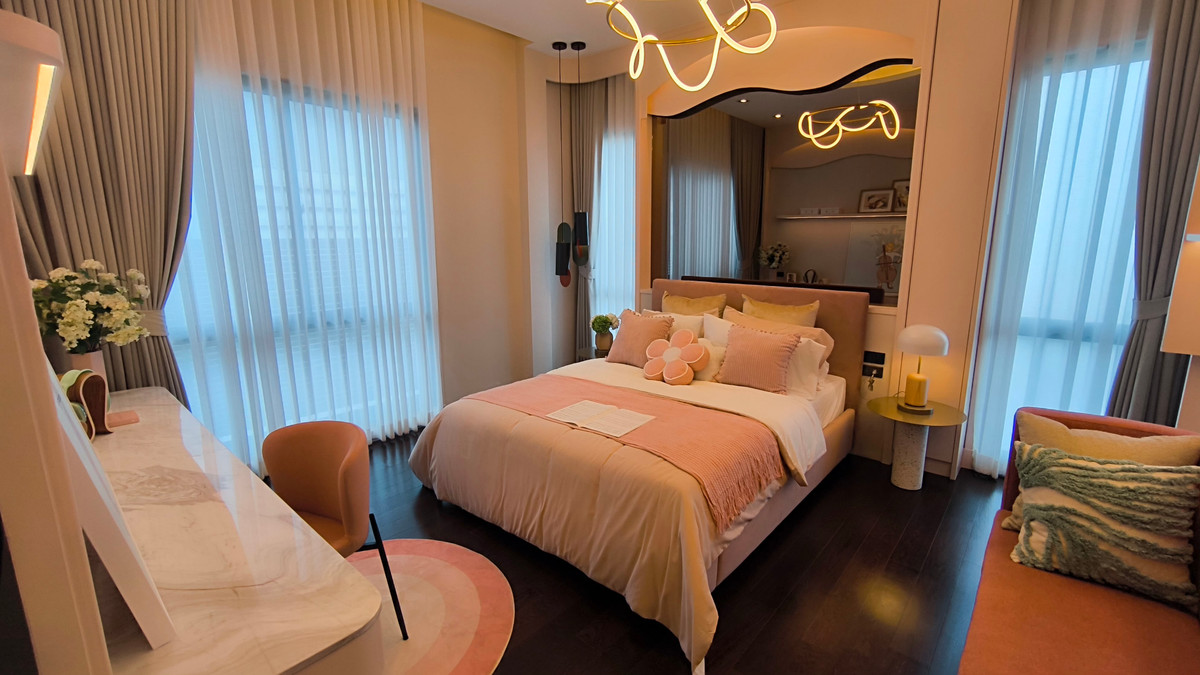 Bangkok Boulevard Signature Ramintra–Watcharapol – 516 sq.m. DORIC-style luxury home near Fashion Island Loading...