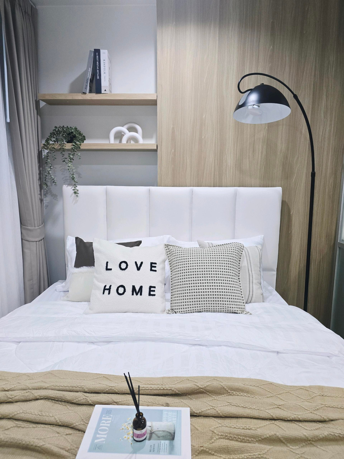 ขายคอนโดบางนา แบริ่ง ลาซาล : ห้องสวย พร้อมเข้าอยู่ เฟอร์ฯ ครบ 