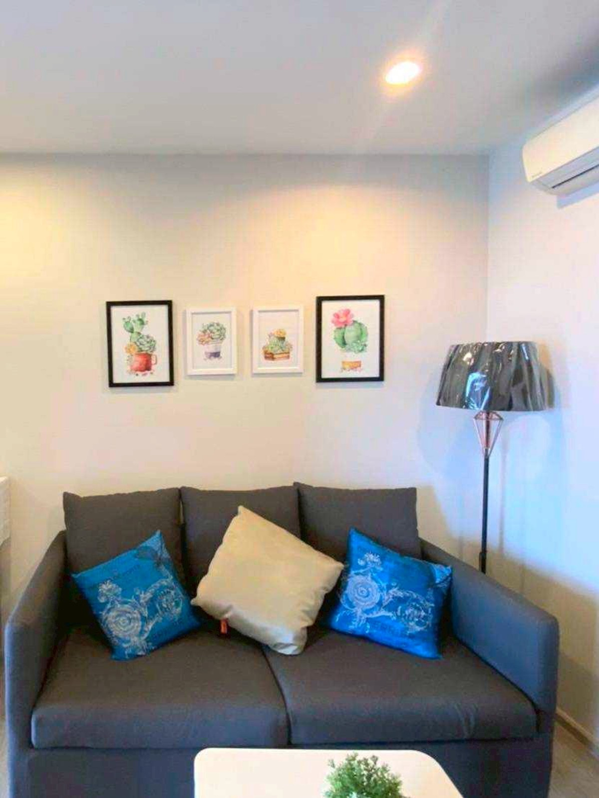 🤩 HOT DEAL! ให้เช่าคอนโด Centric Ari Station (เซ็นทริค อารีย์ สเตชั่น) 🤩 Loading...