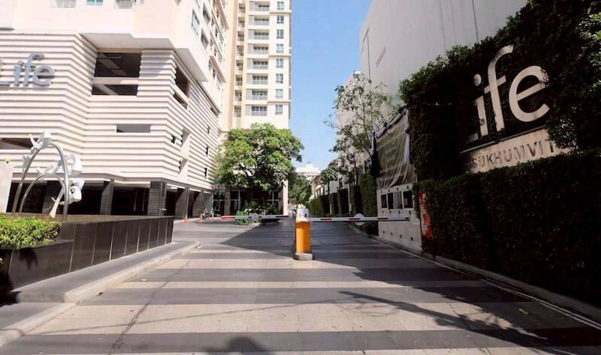 ให้เช่าคอนโดอ่อนนุช อุดมสุข : ให้เช่า คอนโด ไลฟ์ สุขุมวิท65 ห้องใหญ่ 42ตรม. 1ห้องนอน 1รับแขก 1น้ำ เพียง 20k 