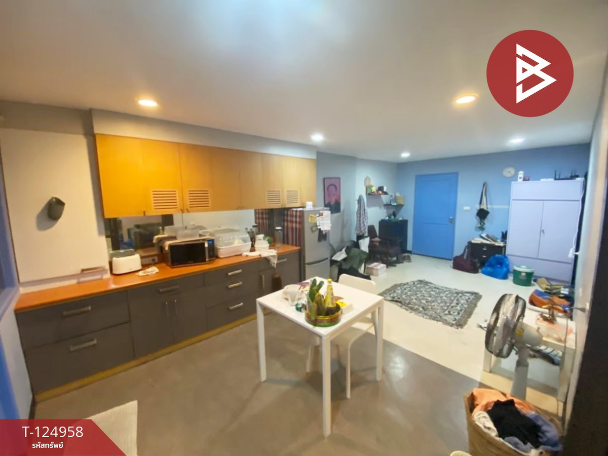 ขายด่วนคอนโด 2 ห้อง สุขใจการ์เด้น พระประแดง สมุทรปราการ พร้อมอยู่ Loading...