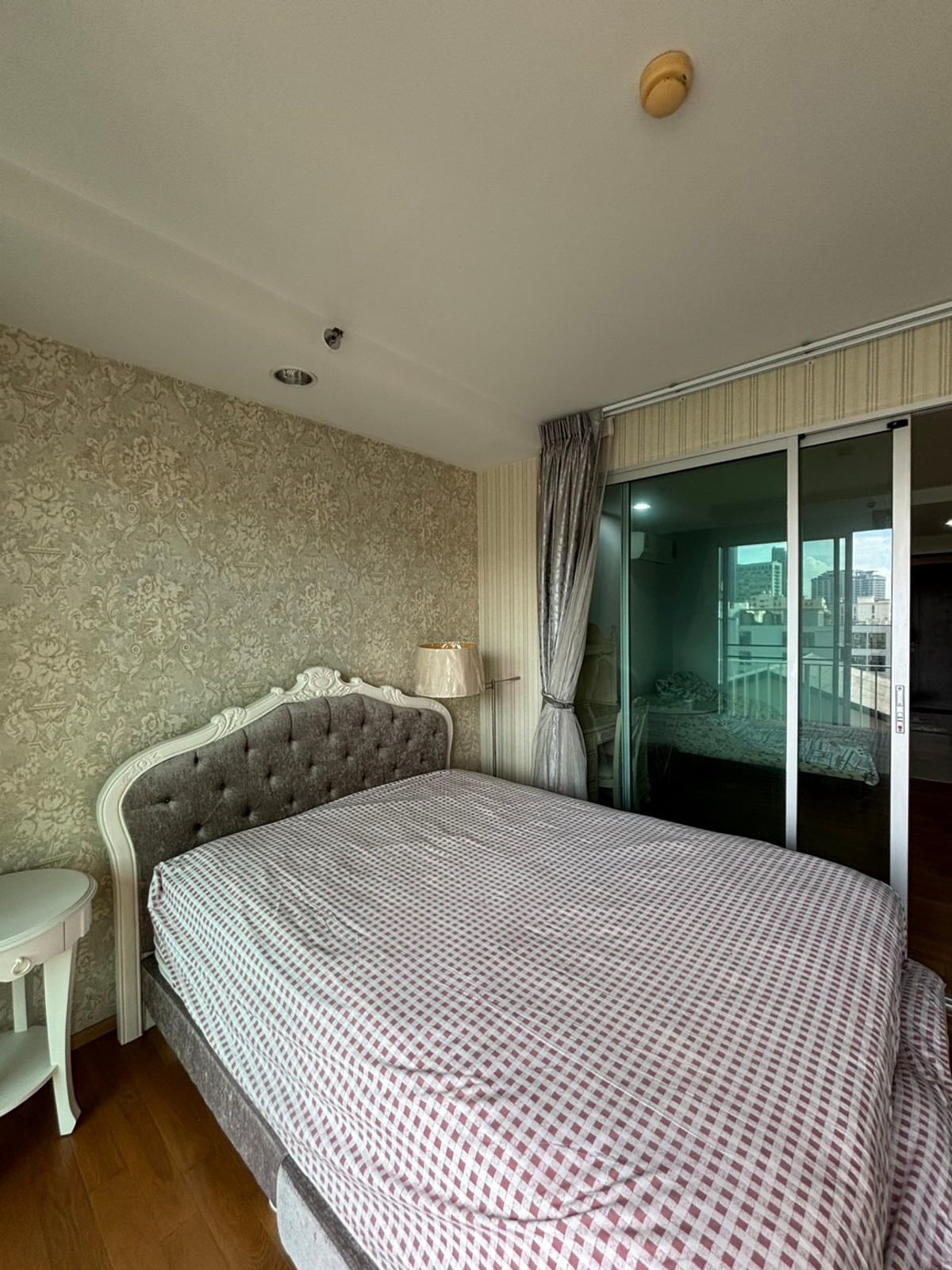 🎉 ด่วน!! ว่างแล้ว พร้อมอยู่จร้าาา  The Line Phahonyothin Park 🎉  ห้องใหญ่   ใจกลางลาดพร้าว นัดดูก่อนได้จ้าา (T01478) Loading...