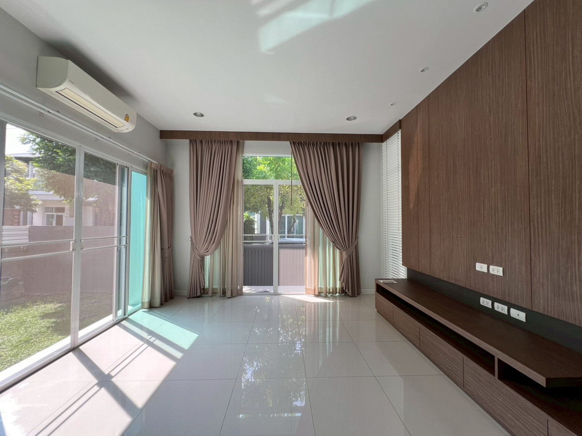 ให้เช่าบ้านสมุทรปราการ สำโรง : House for rent at Nara Botanic Srinakarin