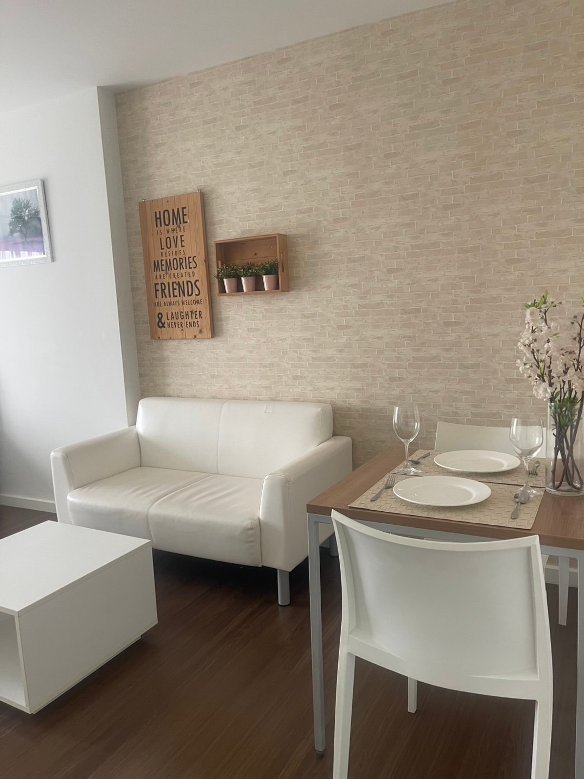 ขายคอนโดหัวหิน ประจวบคีรีขันธ์ : ★ ขาย คอนโด บ้านเคียงฟ้า★ 31 ตรม.,ชั้น 7 (1 ห้องนอน 1 ห้องน้ำ), ★ให้คุณสัมผัสกับบรรยากาศของหัวหินได้เต็มตาทุกชั้น ทั้งวิวทะเล วิวเมือง วิวเขา