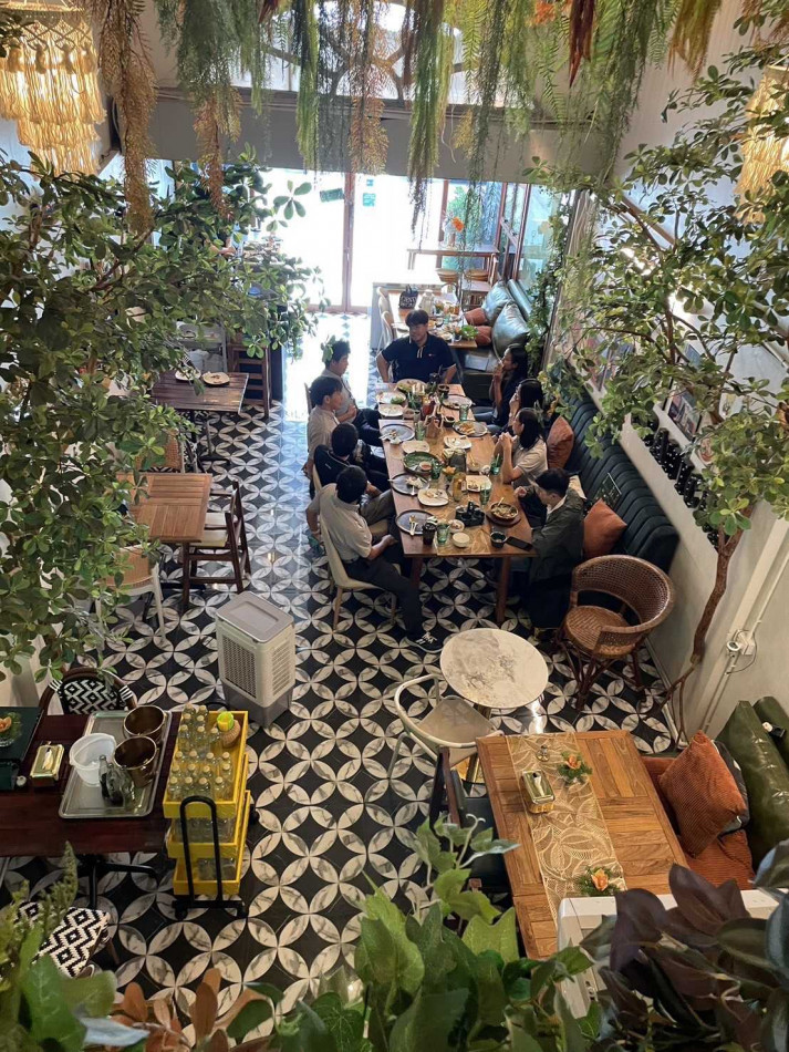 Commercial building for sale with business, 340 sq m, 20 sq wa, near MRT Talat Bang Yai Loading...