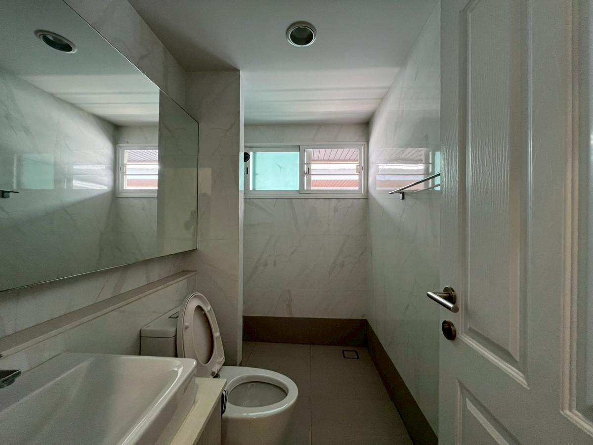 ให้เช่าบ้านสมุทรปราการ สำโรง : House for rent at Nara Botanic Srinakarin