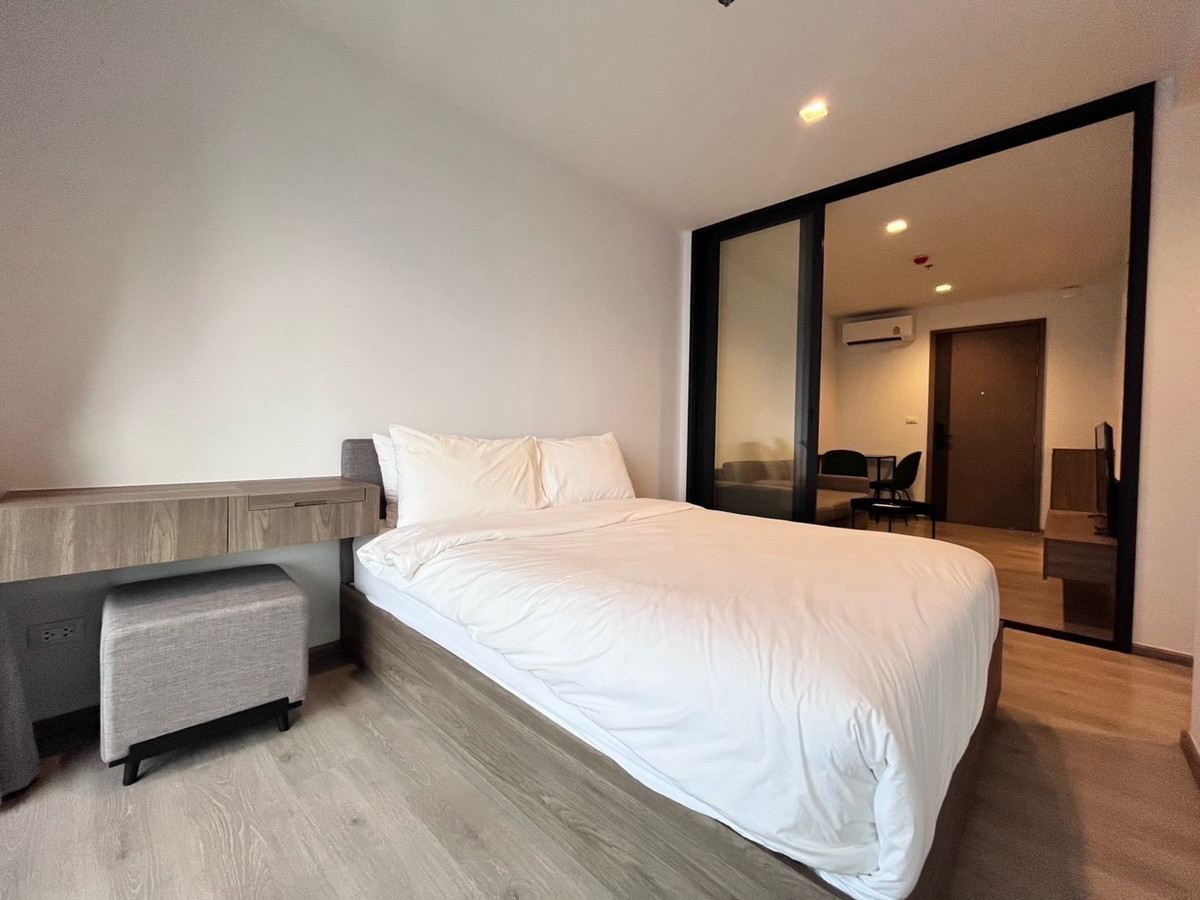 ให้เช่าคอนโดลาดพร้าว เซ็นทรัลลาดพร้าว : ❤️🖤ให้เช่า พร้อมอยู่ แต่งครบ คอนโดเดอะไลน์ พหลโยธินพาร์ค ทำเลดีห้าแยกลสดพร้าว อาคารB 1ห้องนอน 1 ห้องน้ำ แปลนห้องสวยมากครัวปิด สนใจนัดชมห้องและโครงการแจ้งนัดได้เลยค่ะ 🥰