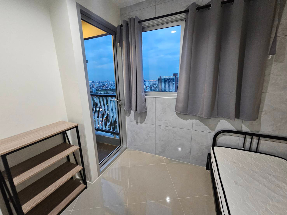 For RentCondoPattanakan, Srinakarin : Very beautiful city view, high floor, for rent, 2 bedrooms, 2 bathrooms, Asakan Place Srinakarin.