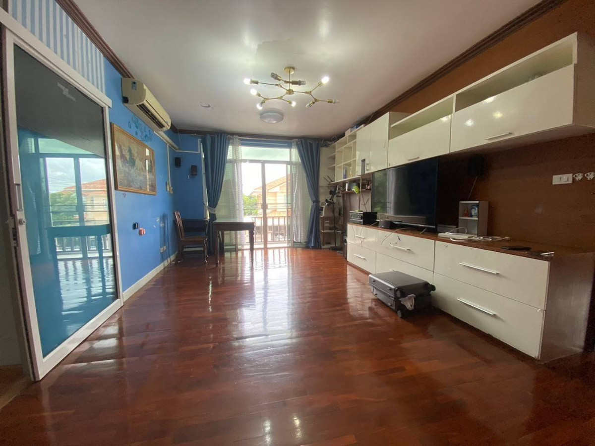 ขายถูกมาก!! บ้านเดี่ยว 2 ชั้น ม.ภัสสร 7 รัตนาธิเบศร์ ทำเลทอง เพียง 1 นาทีถึง MRT บางพลู ใกล้เซ็นทรัลเวสต์เกต Loading...