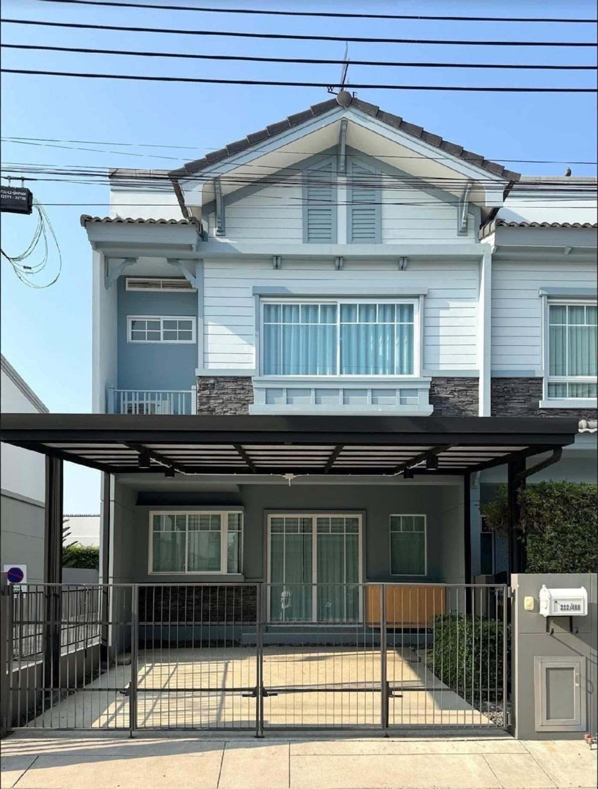 ปล่อยเช่าบ้าน Villaggio 3 ศรีนครินทร์ บางนา Loading...