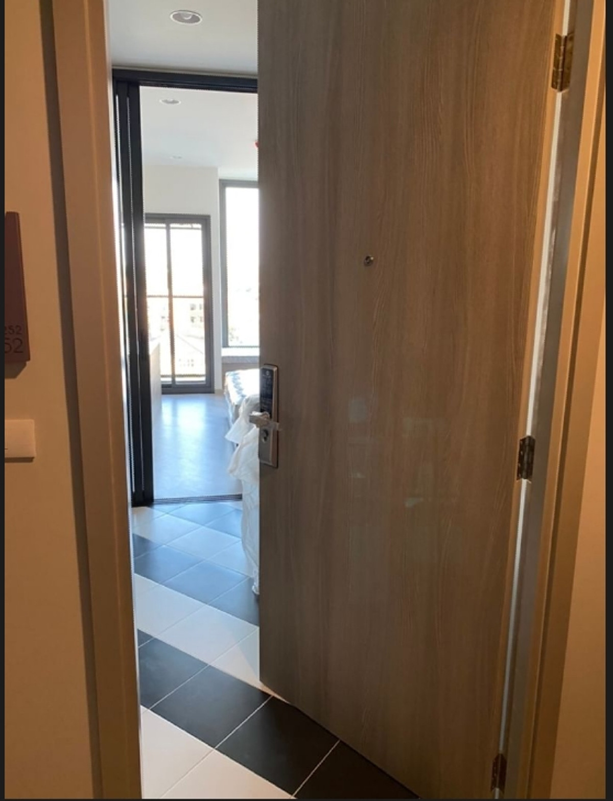 ให้เช่าคอนโดวิภาวดี ดอนเมือง หลักสี่ : 💥DL-9276💥ว่าง ให้ เช่า  เดอะ เบส สะพานใหม่ 👉แอดไลน์ @expertcondo 