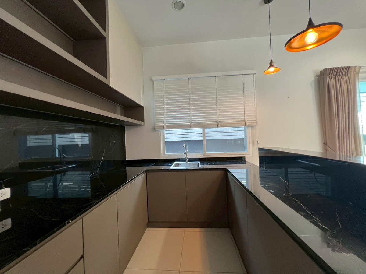 ให้เช่าบ้านสมุทรปราการ สำโรง : House for rent at Nara Botanic Srinakarin