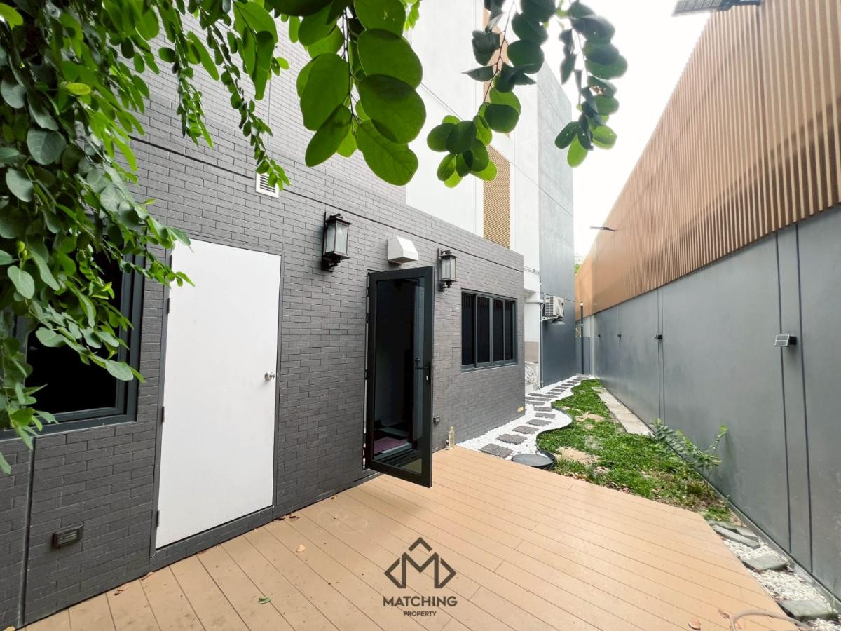 HouseRama3 (Riverside),Satupadit : Single house BAAN 365 RAMA3 with private swimming pool + elevator, good location near Kings College and Shrewsbury, call 098-654-2399.