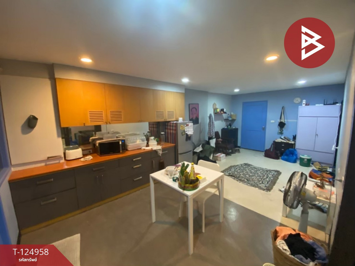 ขายด่วนคอนโด 2 ห้อง สุขใจการ์เด้น พระประแดง สมุทรปราการ พร้อมอยู่ Loading...