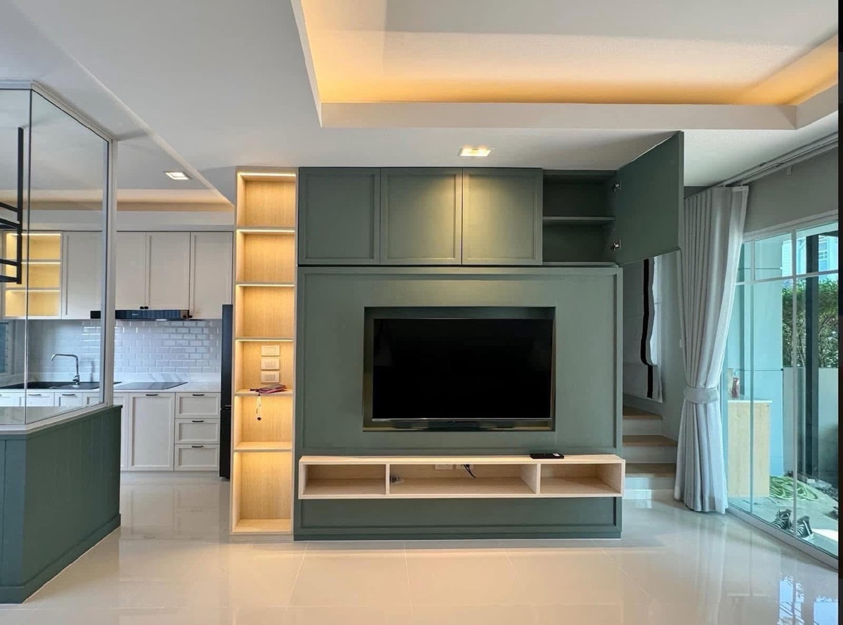 ปล่อยเช่าบ้าน Villaggio 3 ศรีนครินทร์ บางนา Loading...