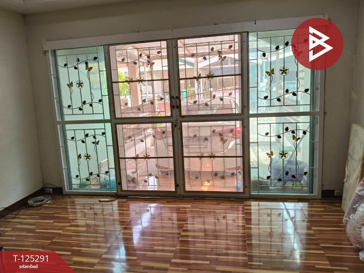 Townhouse for sale Poonsinthani Village 1, Lat Krabang, Bangkok Loading...