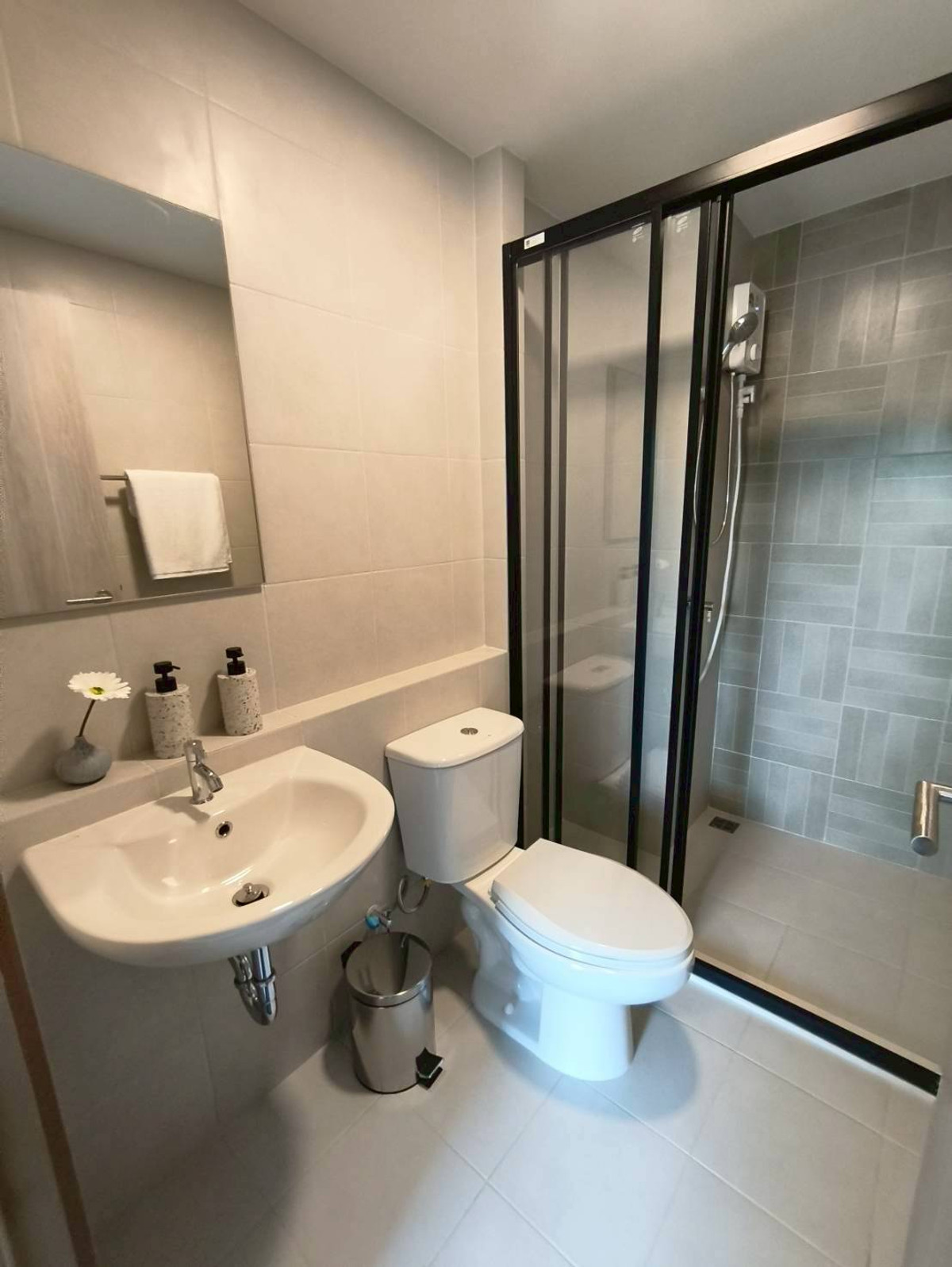 🏖 ใกล้หาดบางแสน – ใกล้บูรพา – ใกล้ทุกไลฟ์สไตล์ ใช้ชีวิตแบบมี Sense ได้ทุกวัน 📲 065-5639565 / 093-1681685 🟢Line: @wsrcondo Loading...